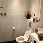 In Building, Close To The Train Station Apartment Bergen