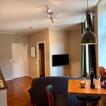Daire In Building, Close To The Train Station Bergen